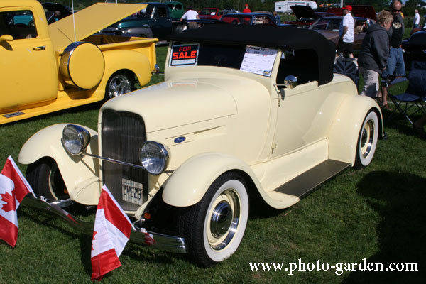 старый автомобиль