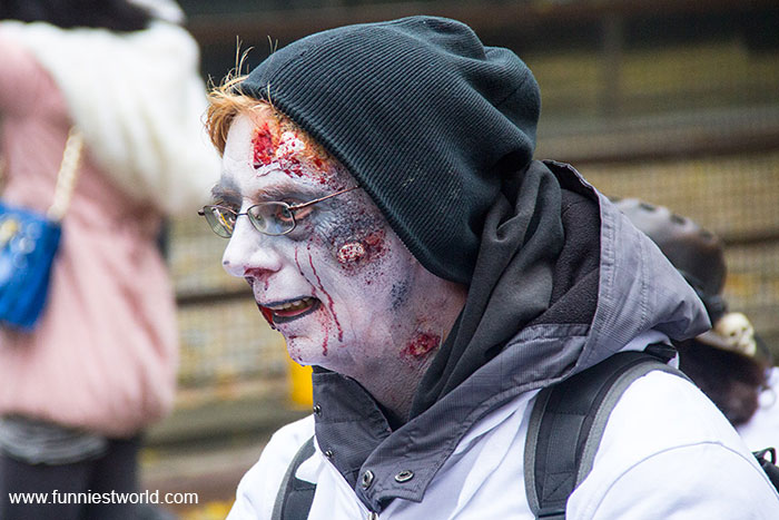 Парад зомби в Торонто