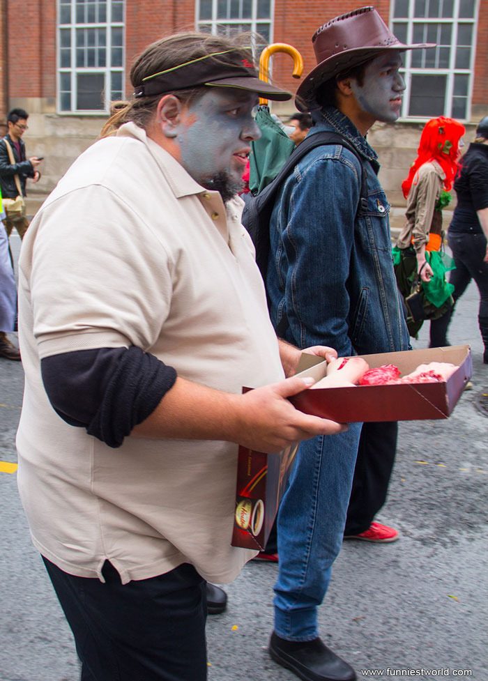 Парад зомби в Торонто