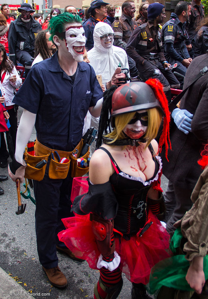 Парад зомби в Торонто