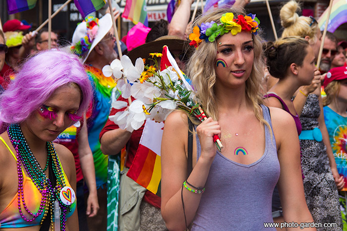 красотка на параде